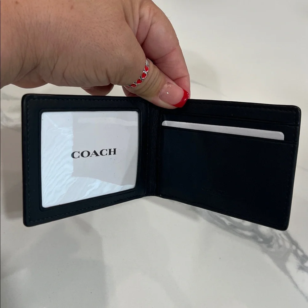 COACH Men's Card Holder.